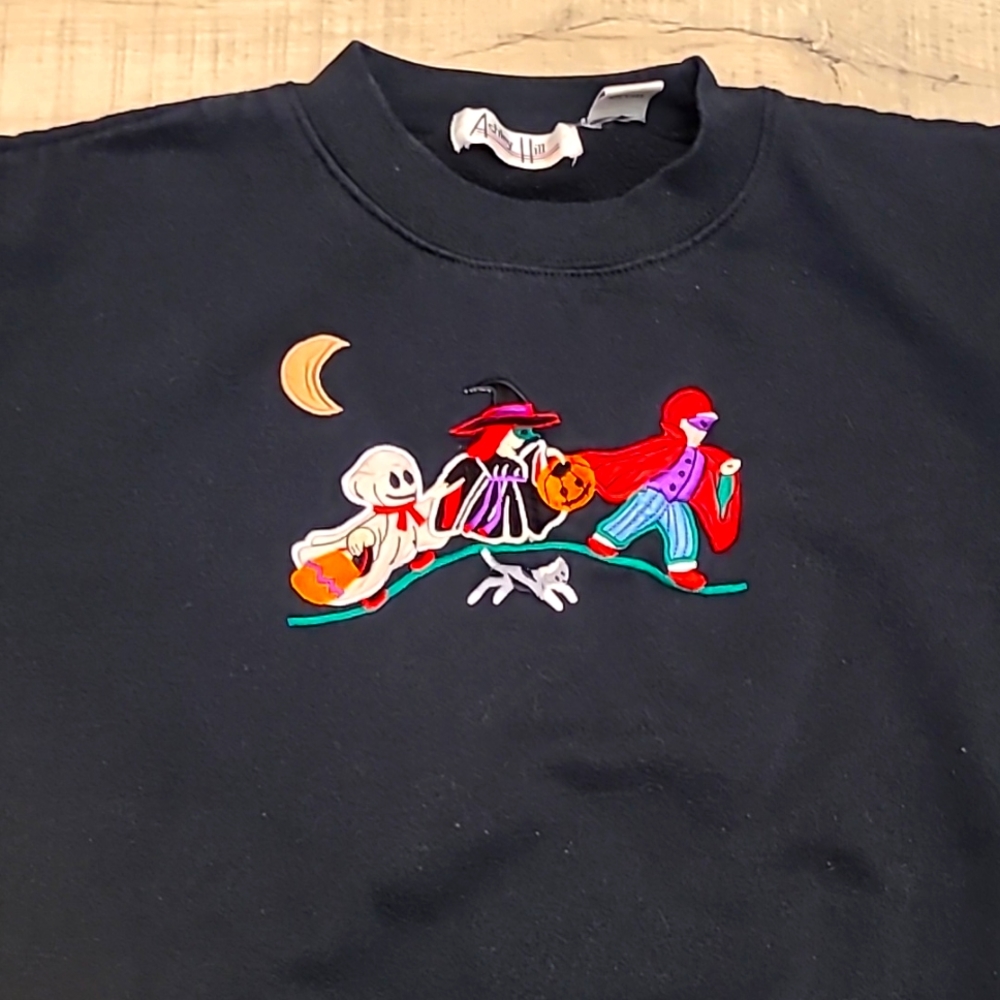 Vintage Halloween Sweatshirt